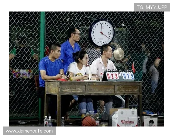 Caps统治中路赛场展现无与伦比的操作与智慧引领团队走向胜利