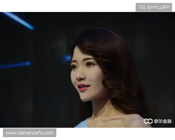 成都羽毛球队与广州羽毛球队赛后复盘分析力量对决的精彩瞬间