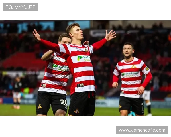 唐卡斯特与伯利的激烈对决揭示英甲联赛的竞争魅力与战术较量